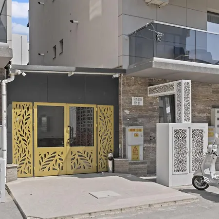 Apartment Almar Charming Studio & Acces Pool *