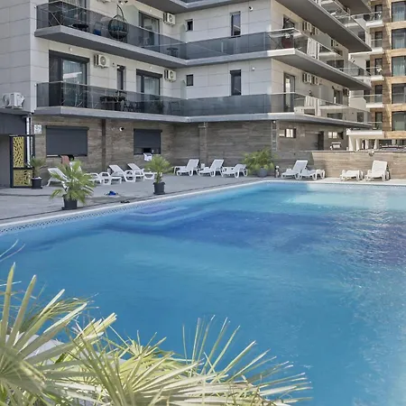 Almar Charming Studio & Acces Pool Apartment Navodari